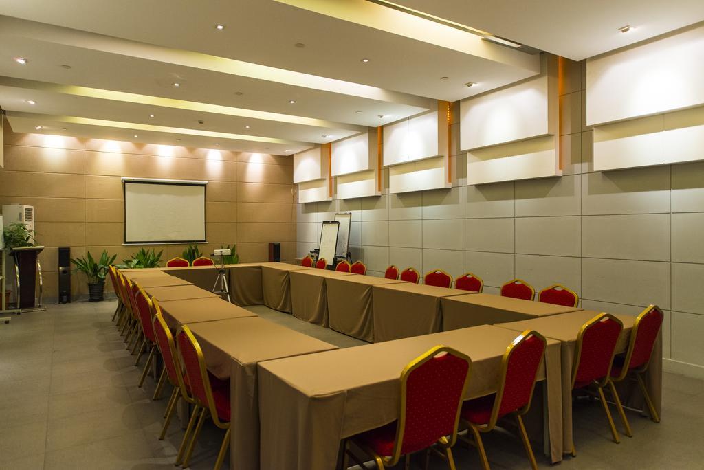 Jinjiang Inn Select Wuhan Chu Hehan Street Shuiguohu Zewnętrze zdjęcie
